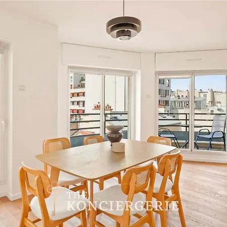 Superbe Loft En Duplex A Cote De La Tour Eiffel *